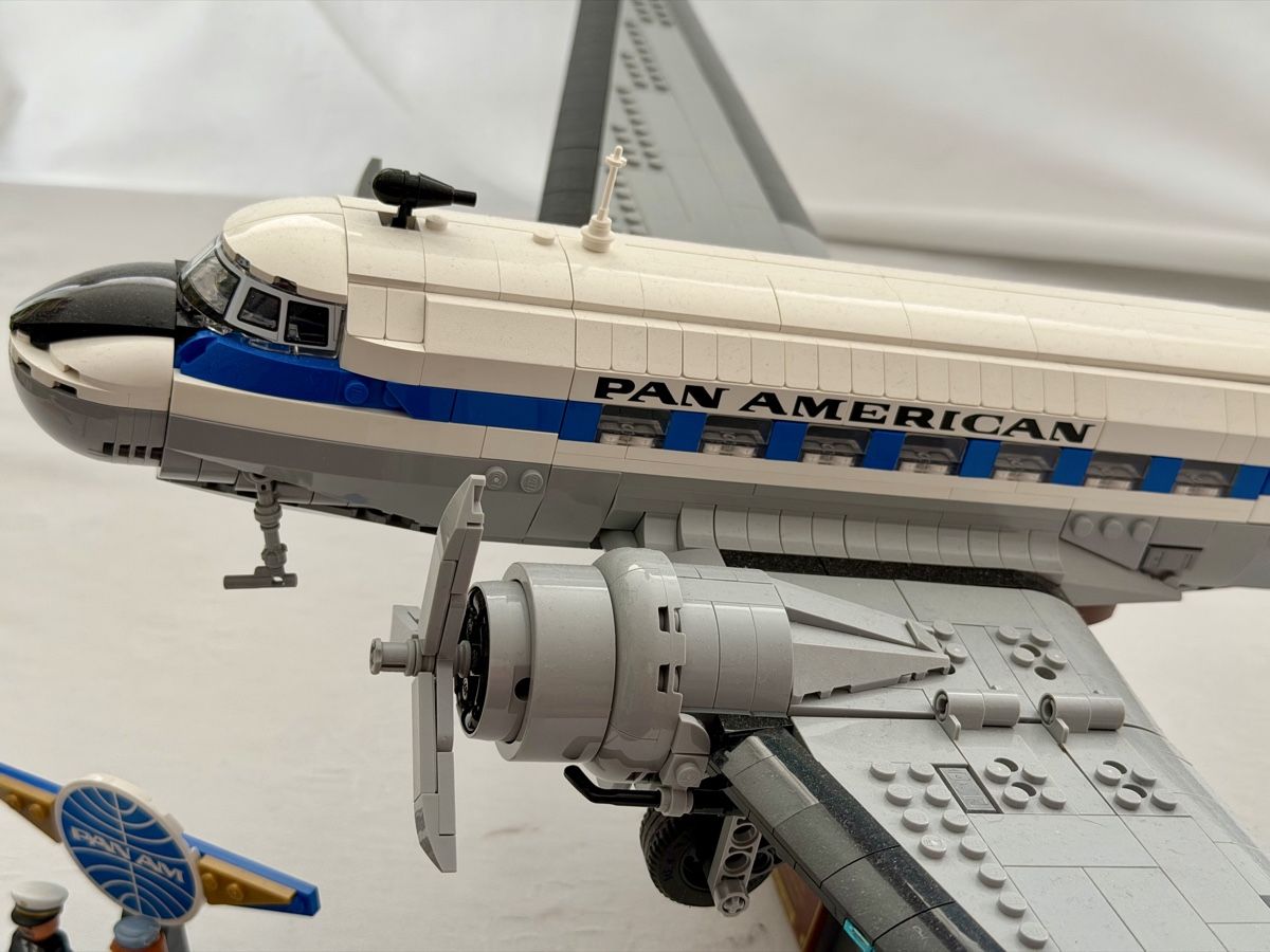 Lego Giocattoli: Lego Boeing DC-3 – Usato da Einsiedeln venduto da ironlady3 2