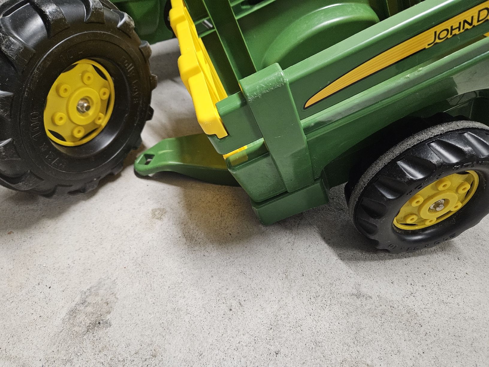 John Deere Véhicules pour enfants: Trettraktor John Deere – D'occasion à Hombrechtikon par jen_b 4
