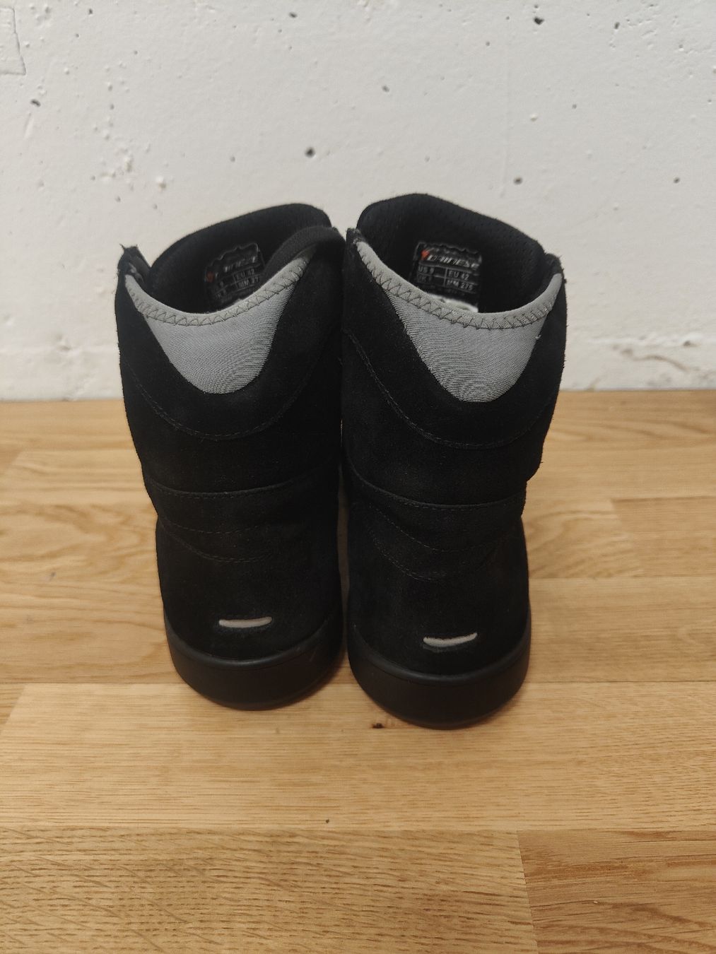 Dainese Herrenschuhe: chaussures de moto Dainese taille 42 – Gebraucht aus Carouge GE von aditzoff 2