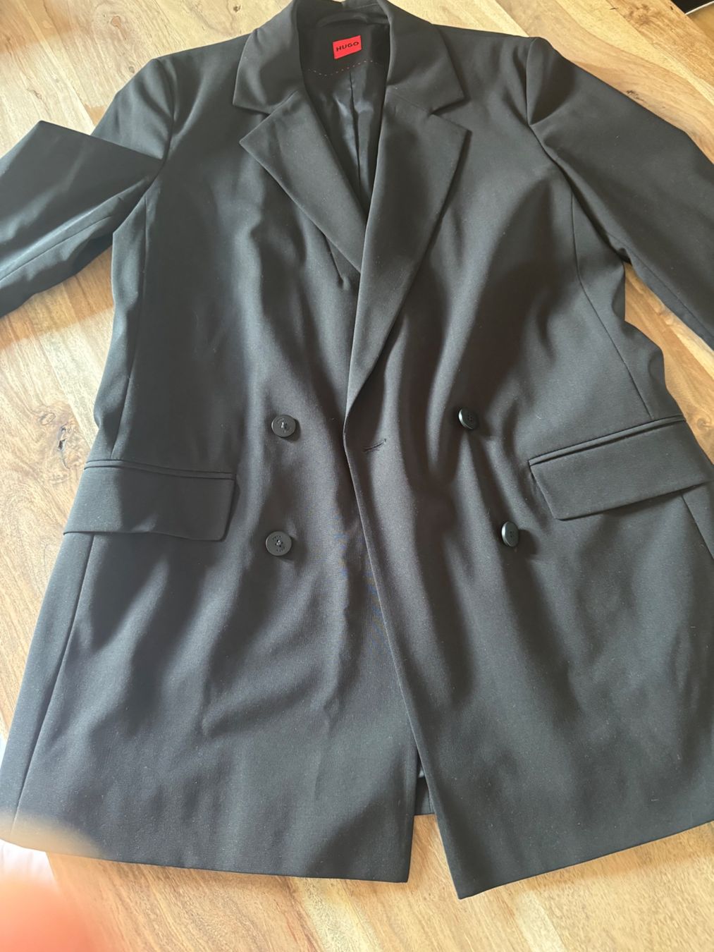 Hugo Boss Completi & Tailleur: HUGO BOSS Blazer in schwarz GR.36 – Nuovo (secondo la descrizione) da Thun venduto da kth_ng29