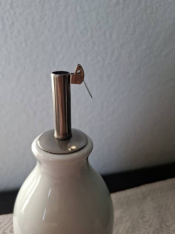 Bialetti Altro in Stoviglie & Bicchieri: Neue Bialetti Ölflasche – Nuovo (secondo la descrizione) da St.Gallen venduto da suryKe 1