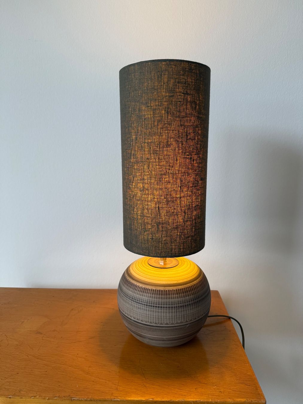 Lampen: Tischlampe aus Keramik Haussmann – Gebraucht aus Luzern von Mamutpe 1