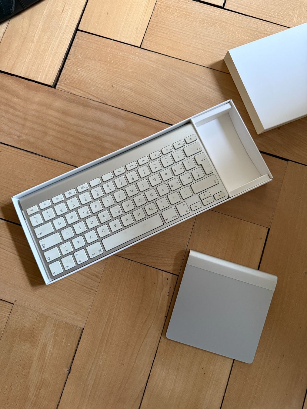 Apple PC: Apple iMac + Tastatur + Magic Trackpad – Usato da Zürich venduto da Diazaio 2
