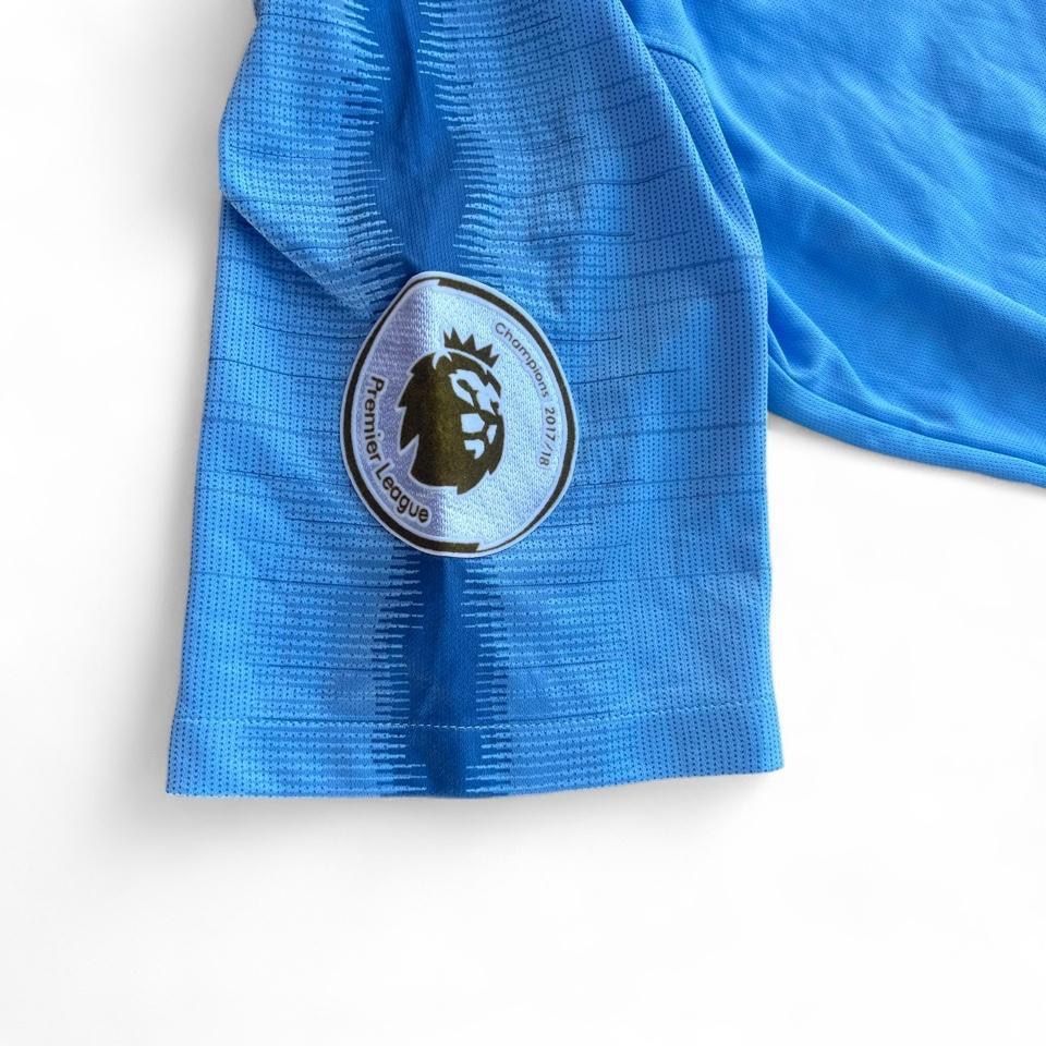 Nike Canottiere & Pantaloni: Manchester City Trikot – Usato da Riehen venduto da RESTREET 5