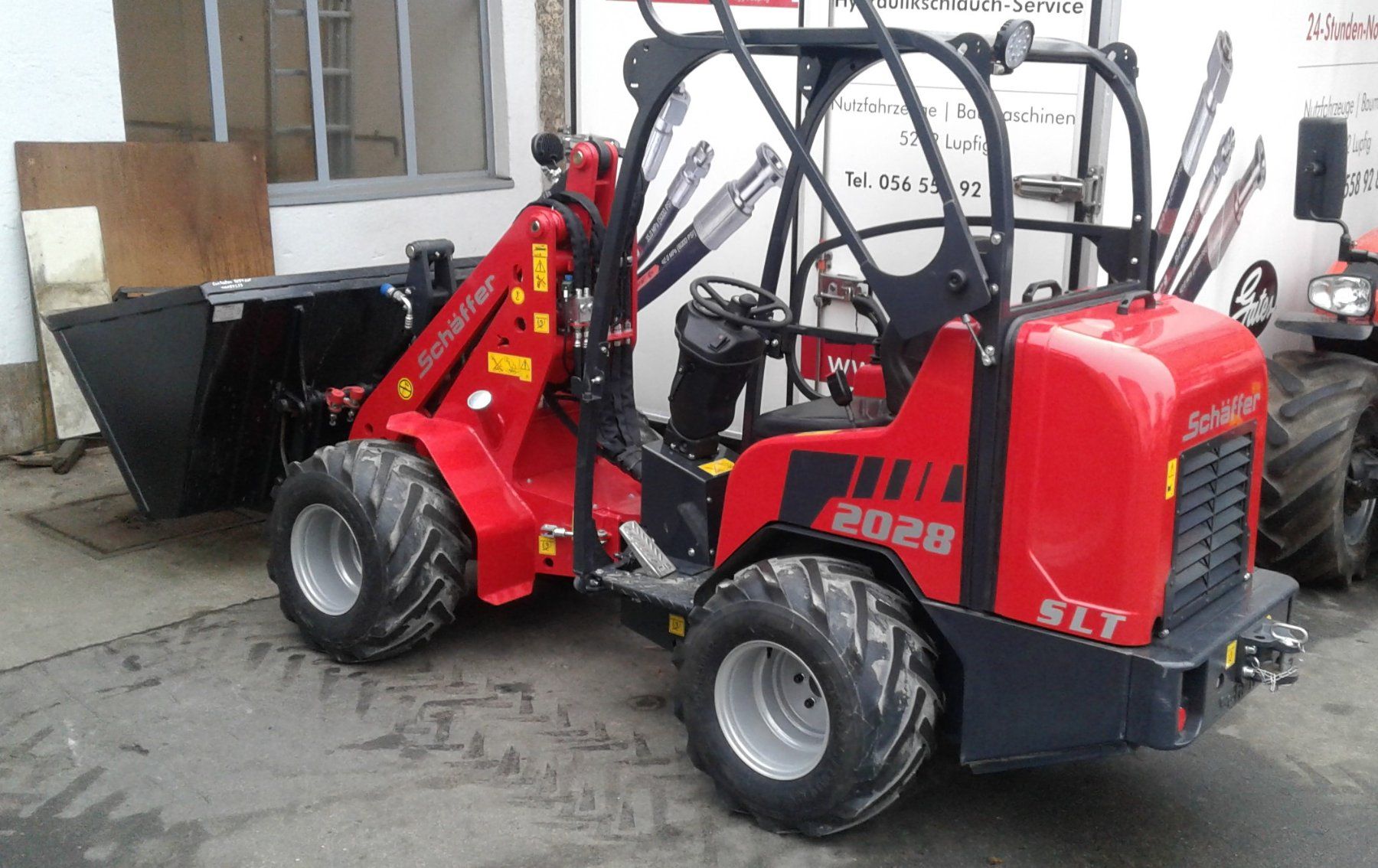 Schäffer Caricatori: Hoflader Hoftrac Schäffer Frontlader Radlader Kompaktlader – Nuovo (secondo la descrizione) da Brunegg venduto da isuzutrucks 4