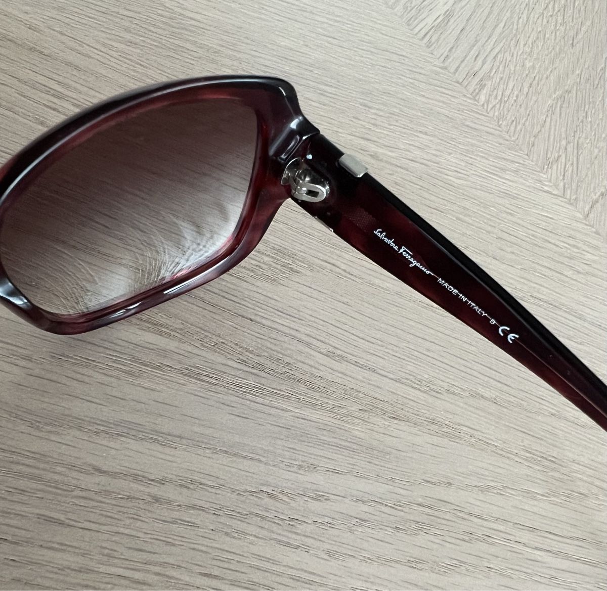 Salvatore Ferragamo Brillen & Gläser: SALVATORE FERRAGAMO Sonnenbrille – Neu (gemäss Beschreibung) aus Degersheim von Starkigel 3