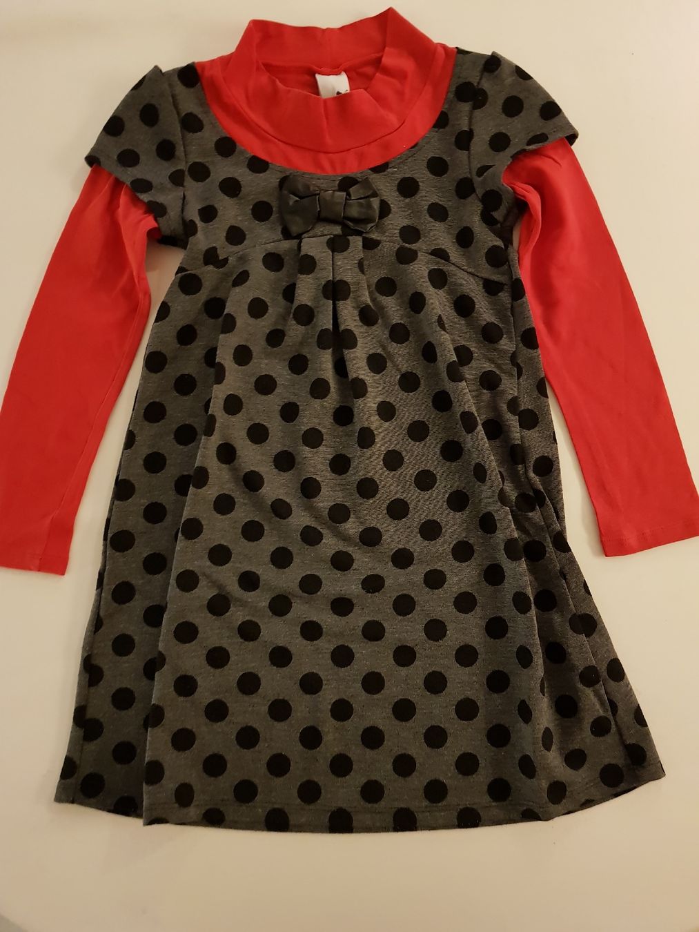 Robes et jupes: robe – D'occasion à Hermance par Triplebizzo