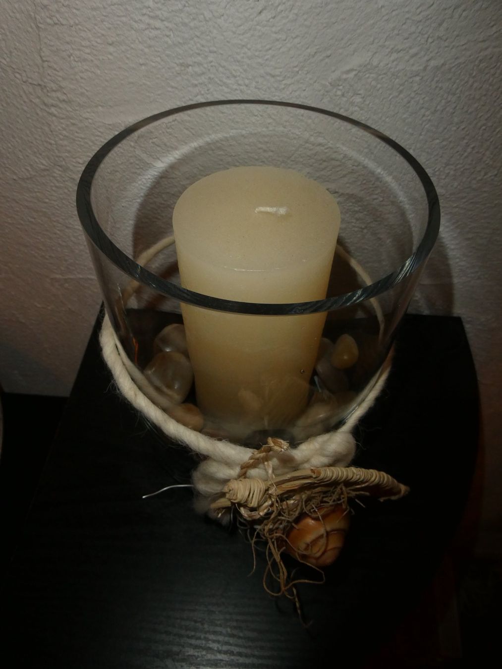 Tutte le decorazioni: Deko-Glas mit Kerze und Steinen – Usato da Mels venduto da KOSL 3