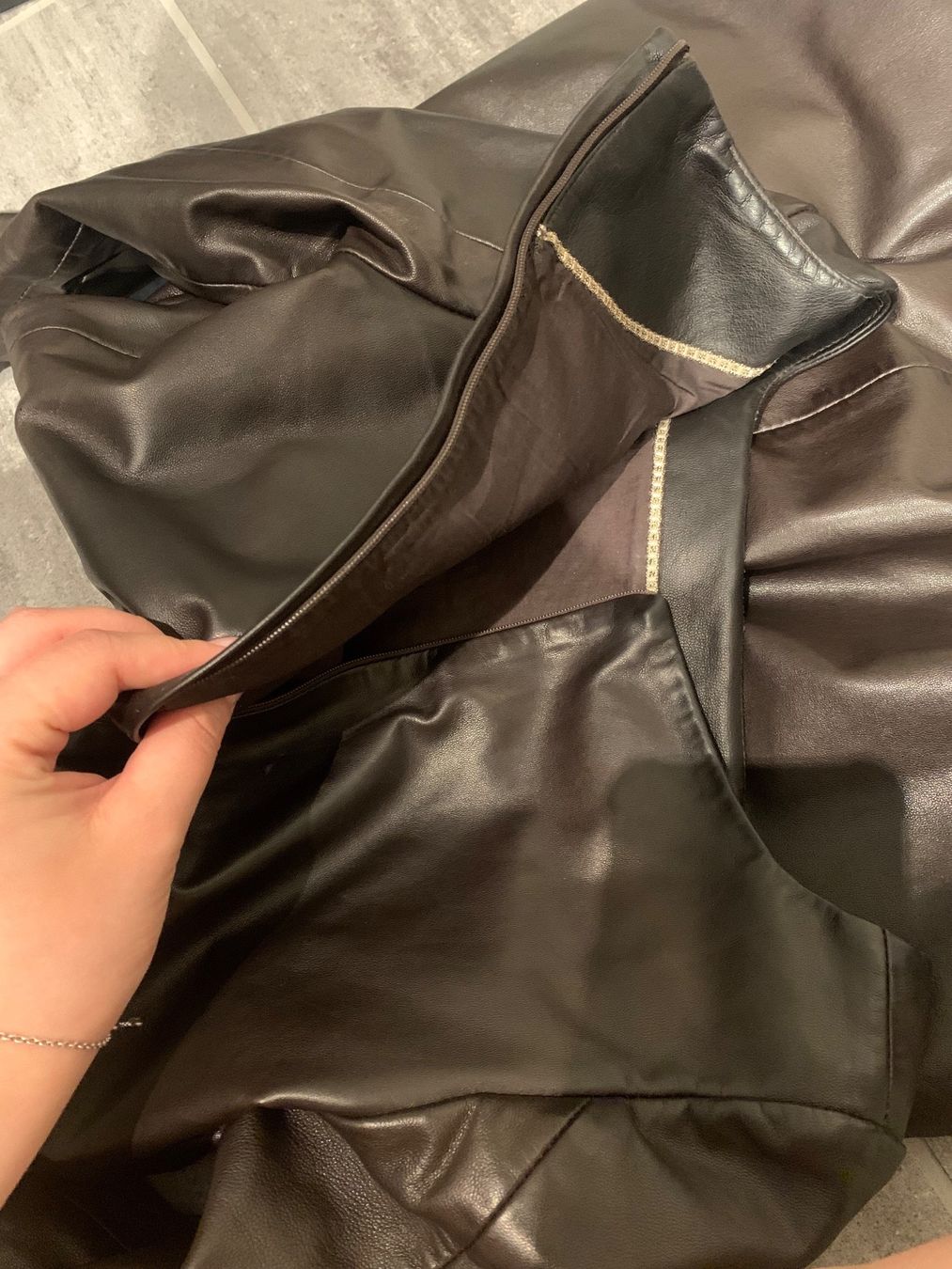 Gucci Kleider: Lederkleid, Kleid Gucci original – Gebraucht aus Zell LU von AliAli24 1