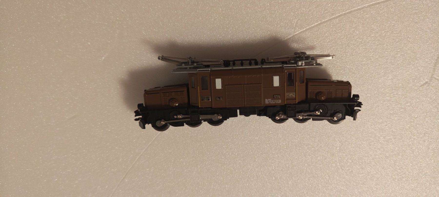 Kato Modelleisenbahnen: Kato-Krokodil – Neu und originalverpackt aus Langnau i. E. von m.du 2
