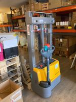 "Ameise" Elektro-Hubstapler EJC M10 von Jungheinrich