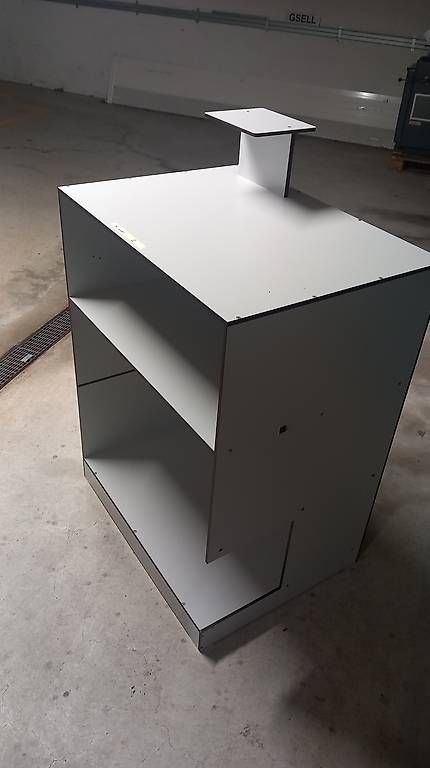 Commodes: Möbel  – D'occasion à Schönenwerd par GMAF 2