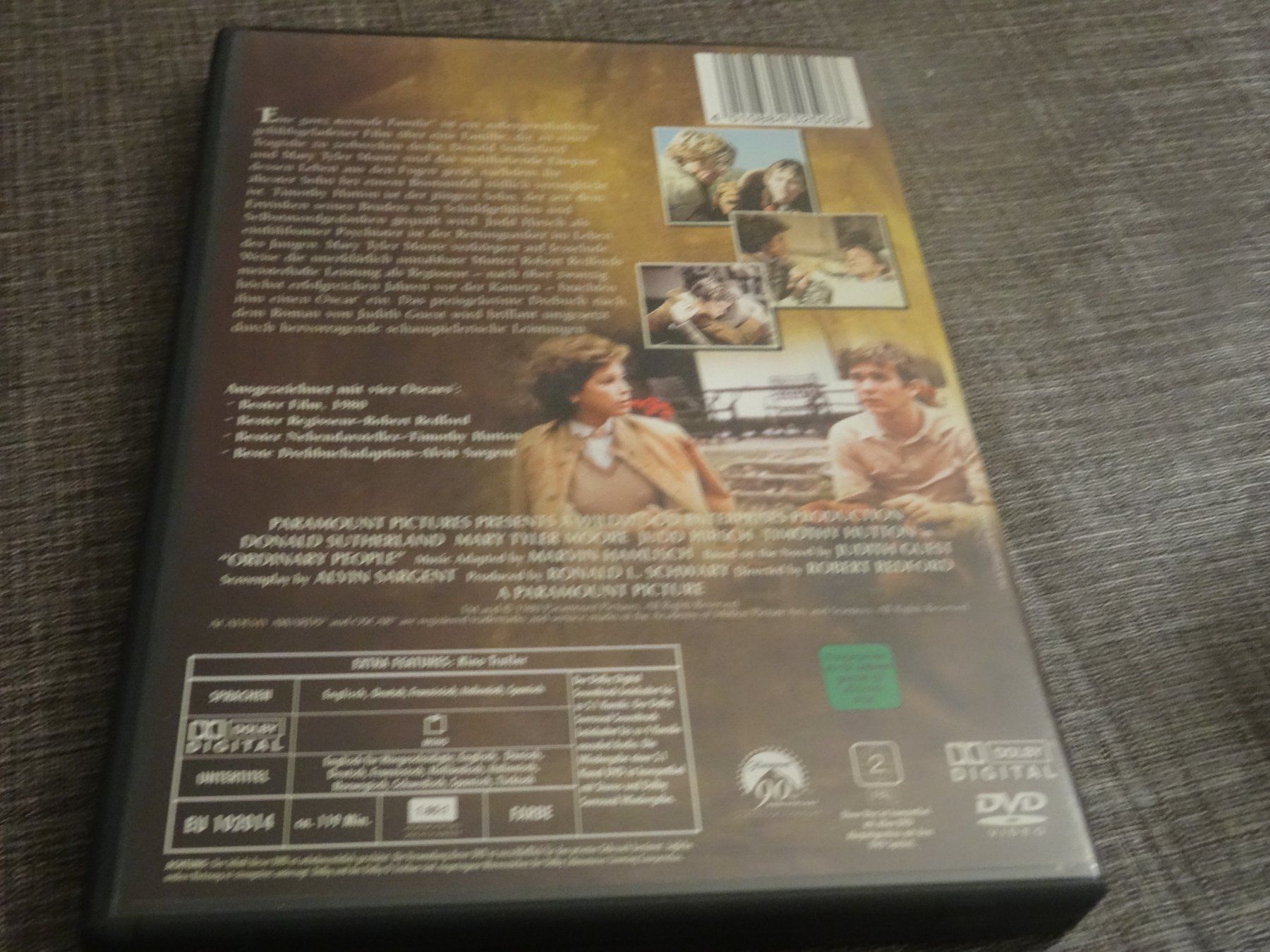 Tous les DVDs: DVD Eine ganz normale Familie – D'occasion à Olten par Disc-Verkauf 2