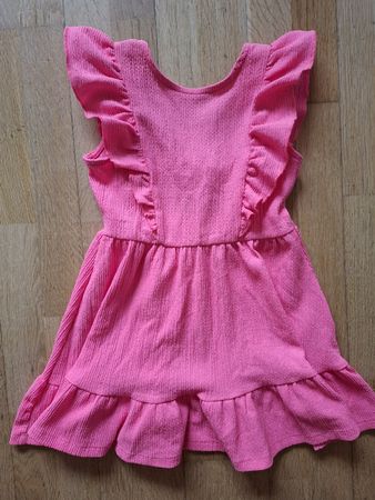 Sommerliches, pinkes Kleid mit Volants, Grösse 98