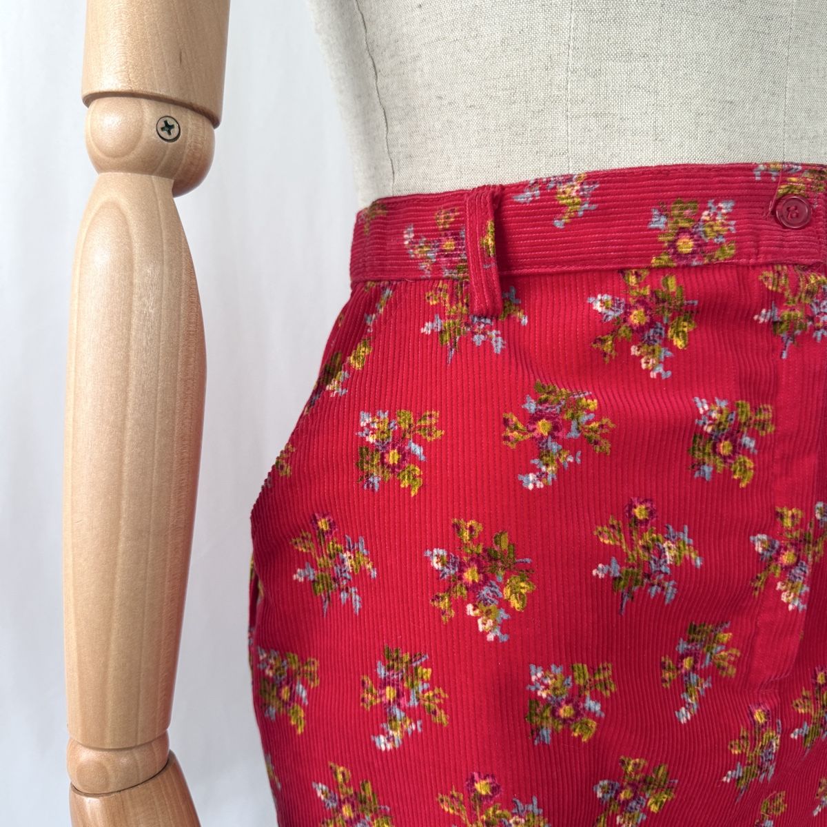 Kenzo Röcke: KENZO JUNGLE Vintage Skirt – Neu (gemäss Beschreibung) aus Emmen von Nightingale_2022 2