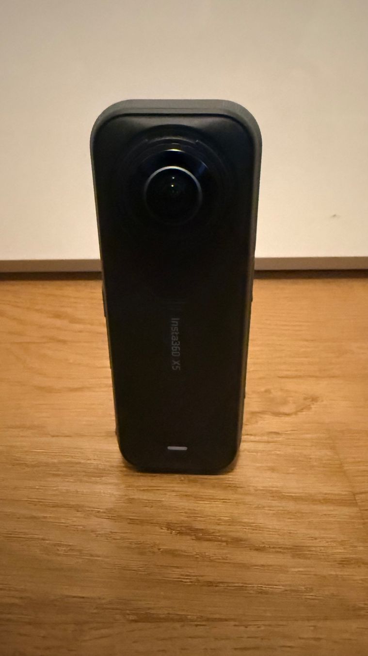 Insta360 Action Cam: Insta360 X5 mit Zubehör – D'occasion à Cham par Georgnik 1