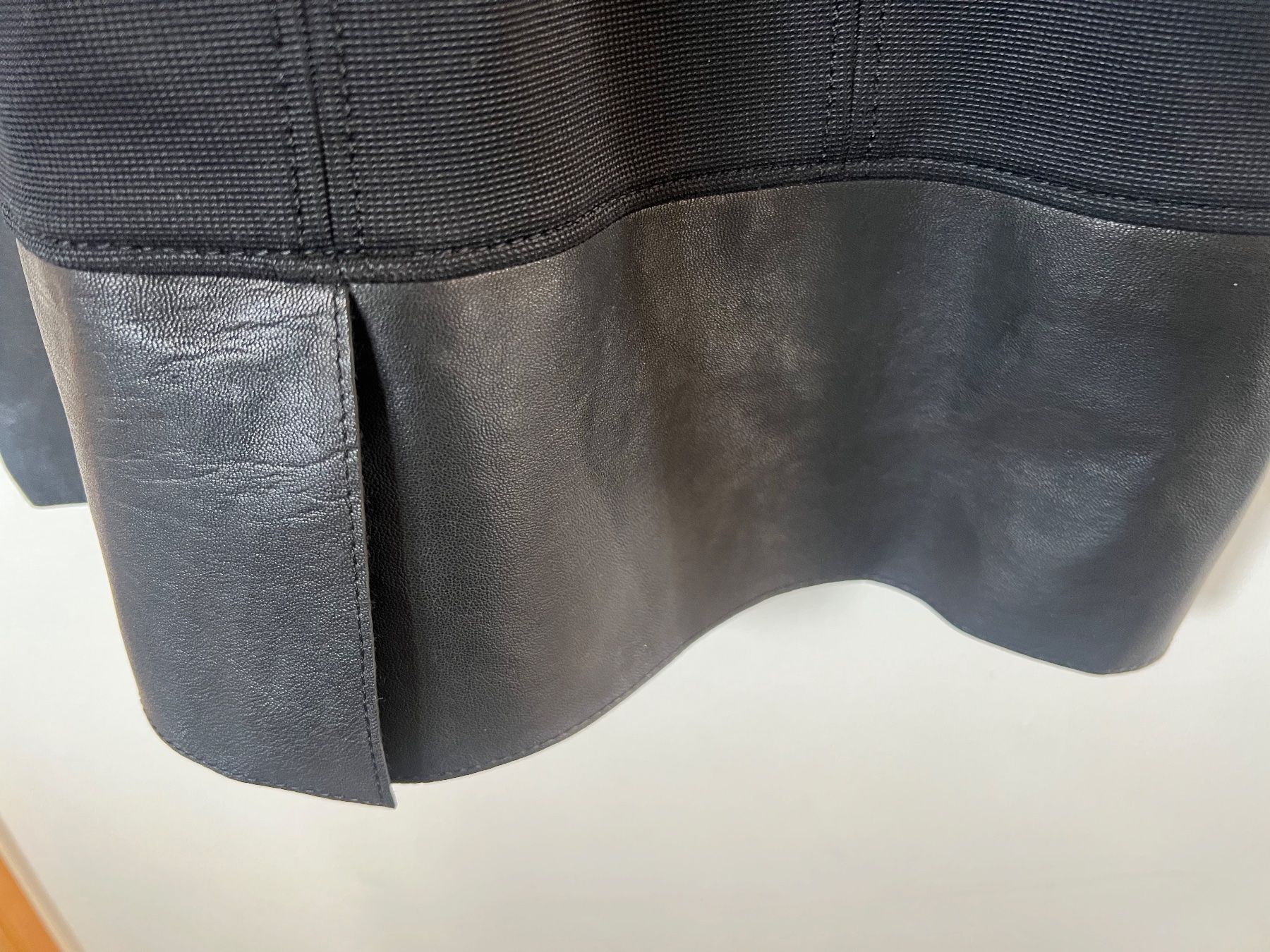 Helmut Lang Kleider: Robe Helmut Lang – Neu (gemäss Beschreibung) aus Jouxtens-Mézery von Hoerler02 3