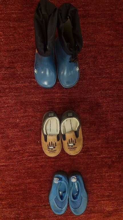 Scarpe per ragazzi: Schuhe Grösse 24 – Usato da Malans GR venduto da A_Gartmann