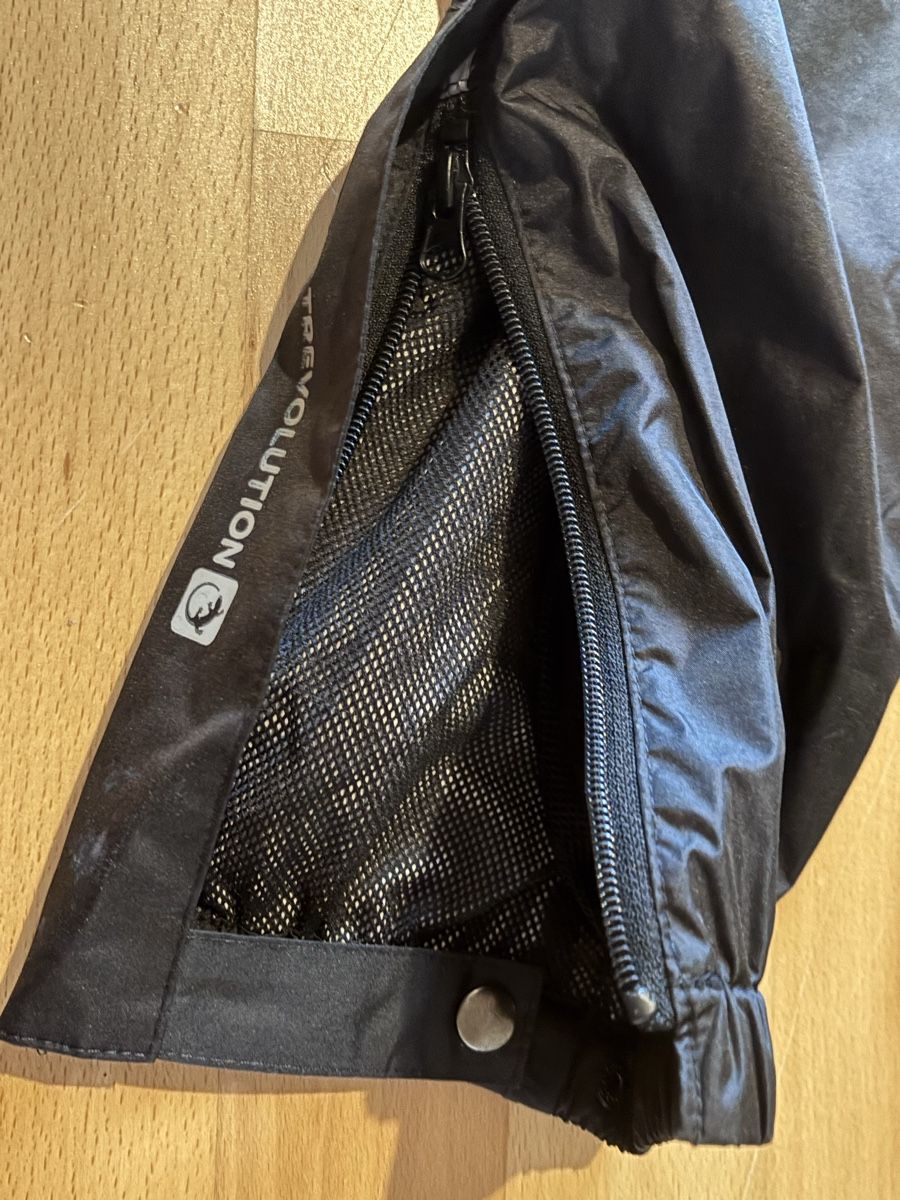 Trevolution Pantaloni: Trevolution Regenhose 128 – Usato da Bonstetten venduto da swiss_diver 4