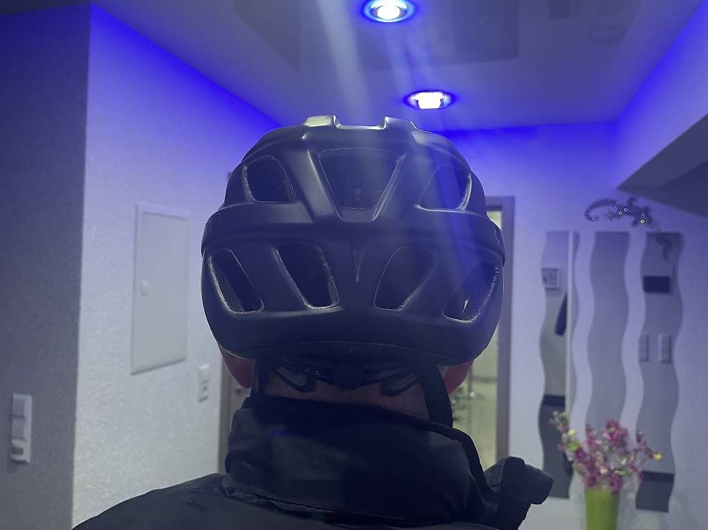 Giro Helme: Velo- und E-Bike-Helm von Giro – Gebraucht aus Schaffhausen von mic_7mpv 3