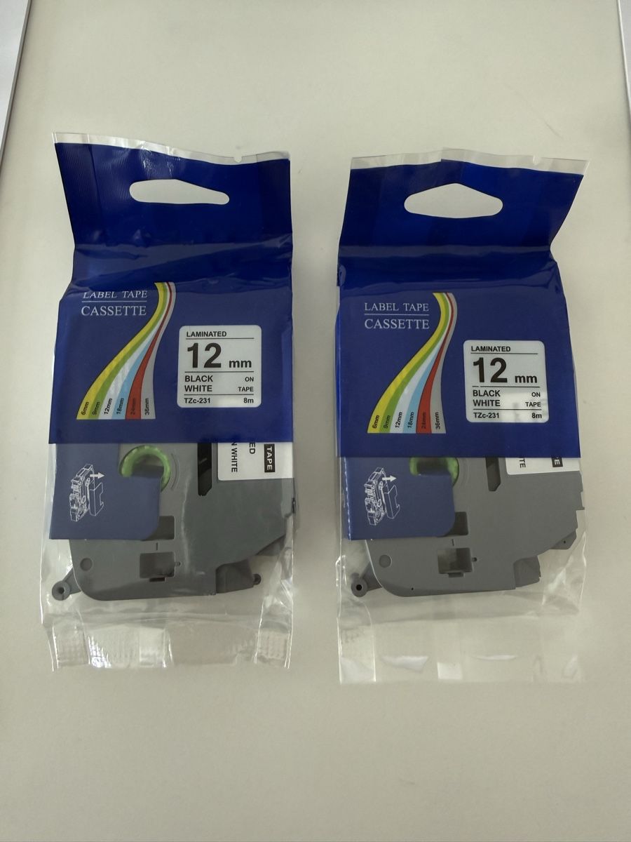 Brother Druckerpatronen & Toner: 2x Bänder für Brother P-Touch – Neu und originalverpackt aus Kilchberg ZH von Dorian7