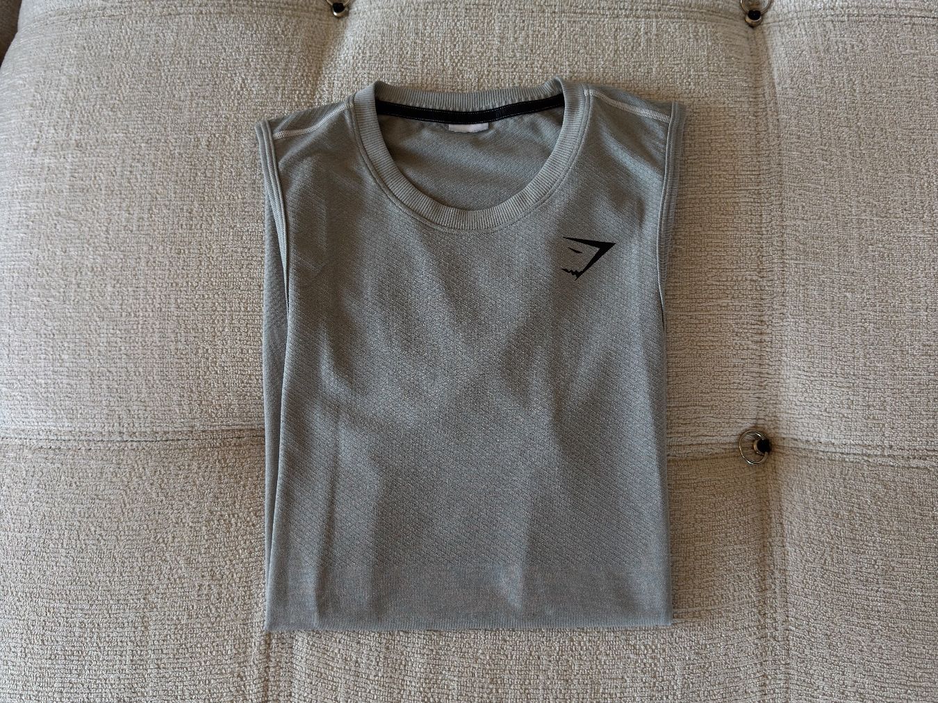 Gymshark T-shirt: Gymshark | Tanktop – Nuovo (secondo la descrizione) da Horgen venduto da onur_5