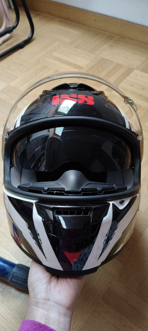 Caschi & visiere: Motorradhelm  – Usato da Winterthur venduto da n_c_7gxz 1