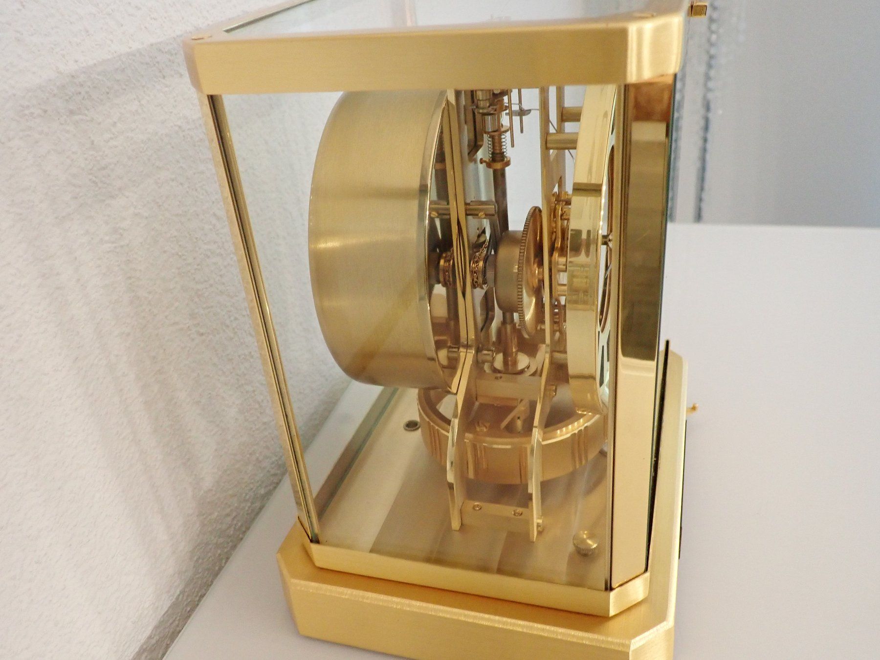 Jaeger-Lecoultre Orologi da terra & Orologi da parete: JAEGER -LECOULTRE ATMOS LÄUFT PERFEKT. – Usato da Wohlen AG venduto da superwatchesteam 3