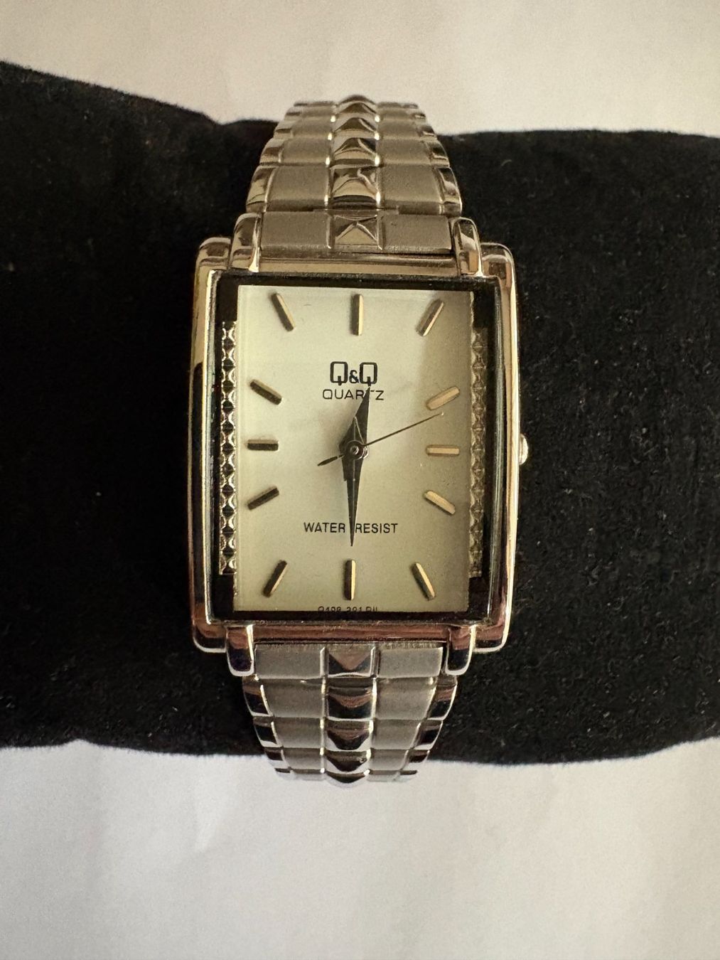 Citizen Orologi: Q&Q by Citizen Damenuhr – Nuovo (secondo la descrizione) da Winterthur venduto da UncleMikha-el