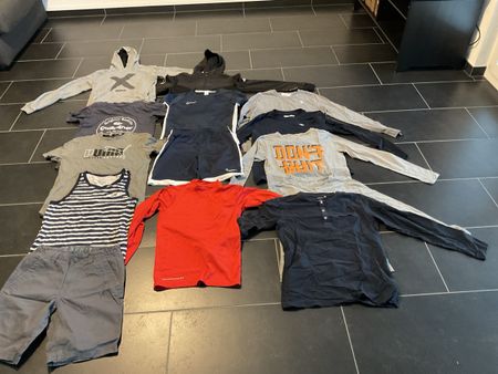 Bekleidungspaket Junge, 158/164 verschiedene Marken 
