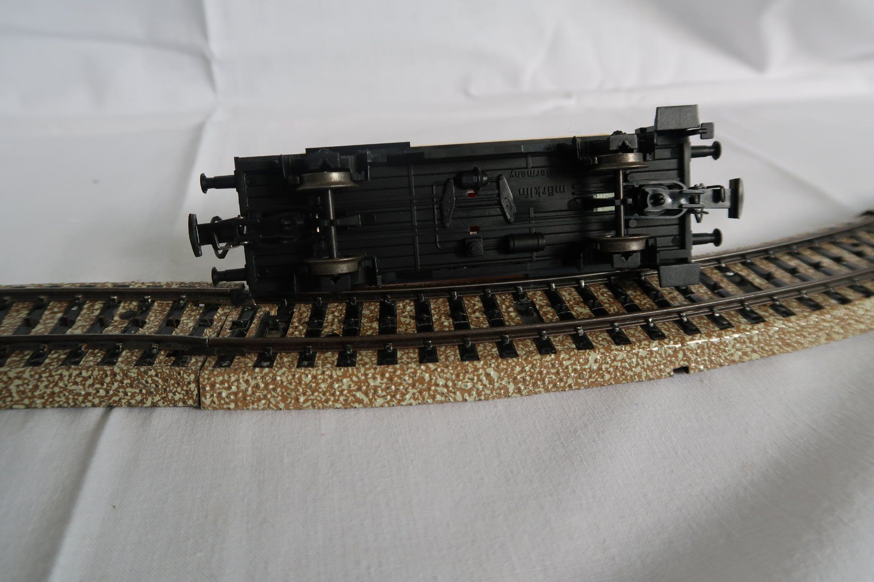 Märklin Modelleisenbahnen: Märklin 4442 Shell Tankkesselwagen – Gebraucht aus Hurden von Barth23 2