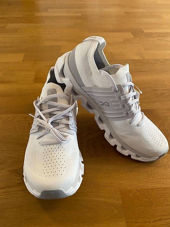 Scarpe da uomo: On Schuhe Gr.42, NEU – Usato da Iffwil venduto da tan_l2nr