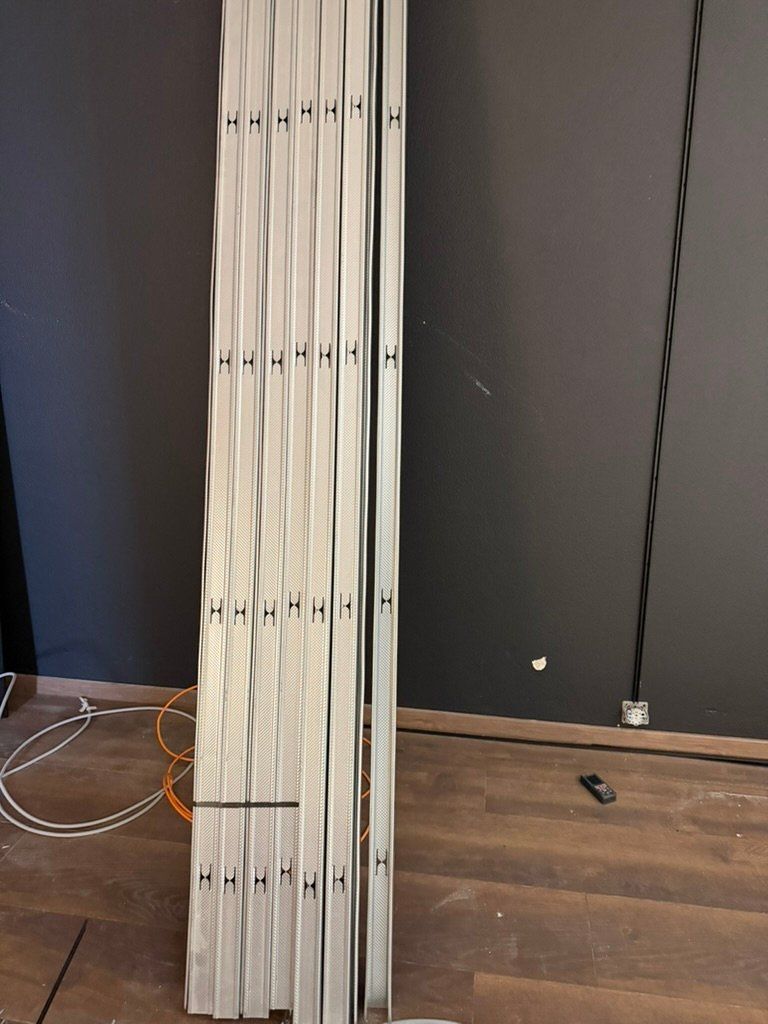 Knauf Profiles: Knauf CW-dB Ständerprofil 3000x50x50mm – D'occasion à Zug par Zieglers 1