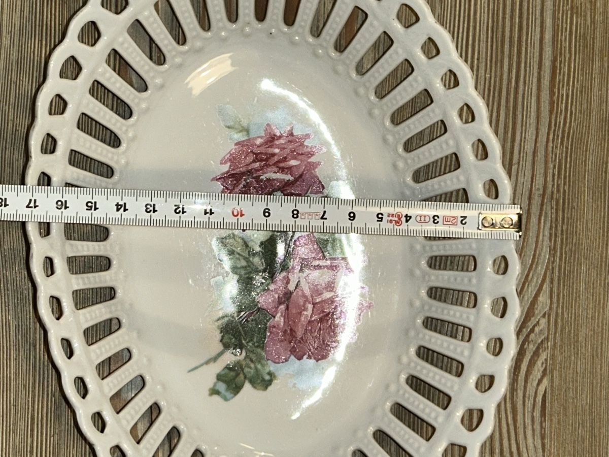Schalen: Antike Schale mit Rosen als Motiv – Gebraucht aus Düdingen von Reconflo 4