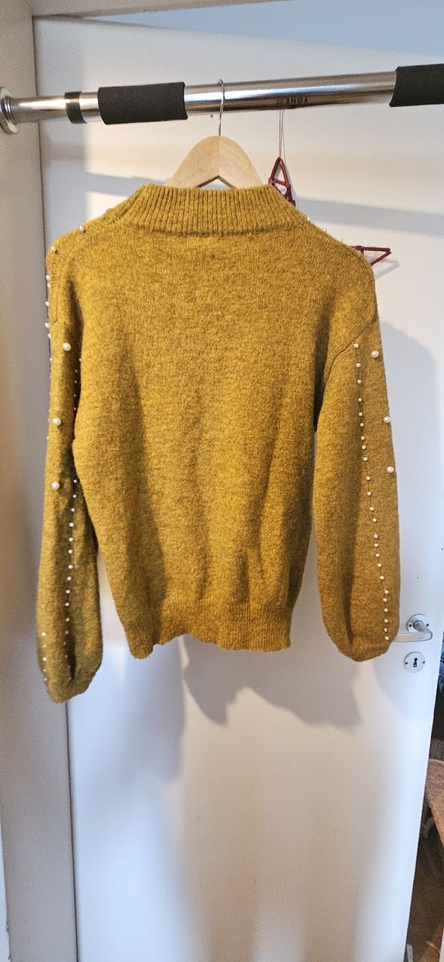 Maglioni & Felpe: Lili & Lala Strickpullover Senfgelb mit Perlen, Grösse L – Usato da Basel venduto da NikaV13 1