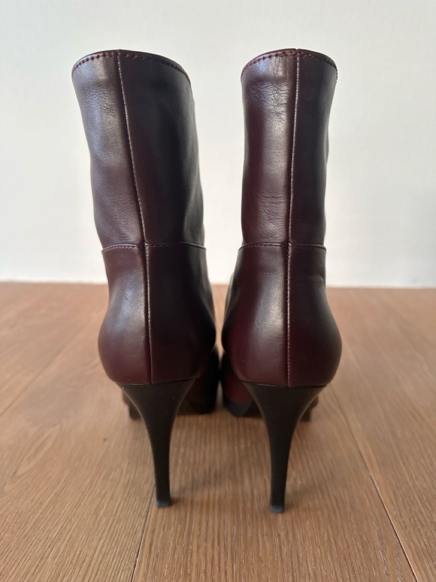 Balenciaga Scarpe da donna: Balenciaga Bordeaux Leather Ankle Boots! – Usato da Binningen venduto da can_s2yh 2