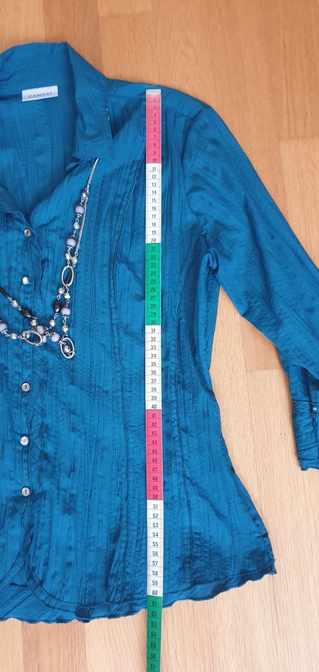C&A Camicette: Damen Bluse, mit Halskette, petrol, Gr. 40 – Usato da Möriken AG venduto da pam66 6