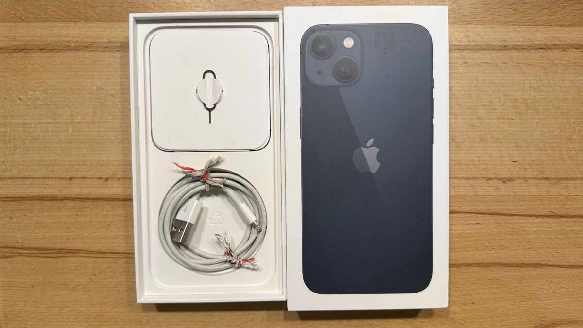 Apple Telefoni cellulari / Smartphones: iPhone 13 Midnight 128 GB – Usato da Baettwil venduto da Schmidy25 3