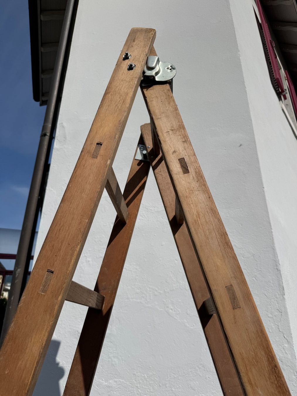 Scale: Echelle double en bois – Usato da Colombier NE venduto da ger_5g56