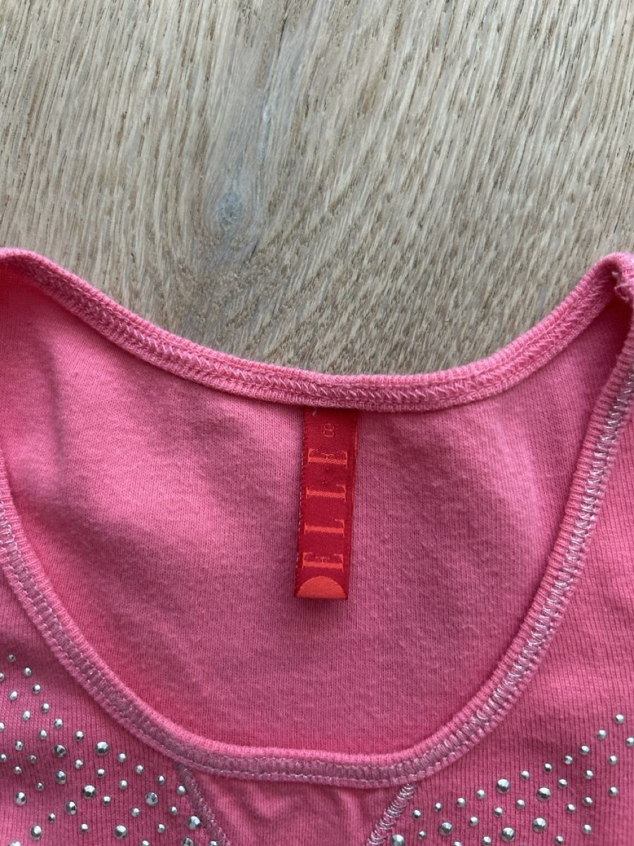 Blouses, T-shirts & Tops: Top ELLE 8 ans – D'occasion à Yens par Chriis 1