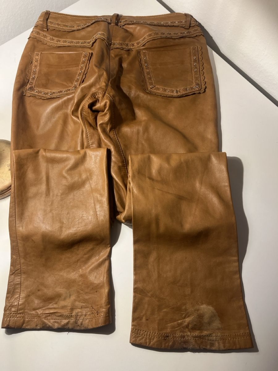 Gianfranco Ferre Pantaloni: FERRE Lederhose 42 2006 – Usato da Basel venduto da katayasistersvintage 2