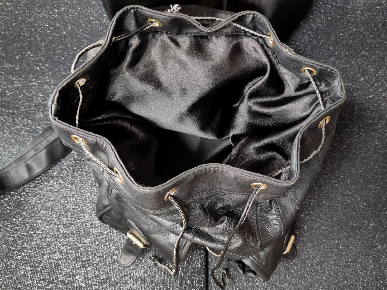 Zaini: Rucksack vintage schwarz – Usato da Meilen venduto da Glaussonauten 3