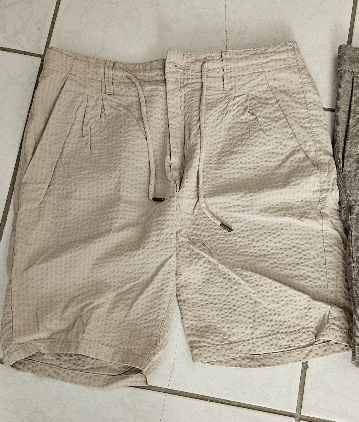 Only Pantaloni: Shorts gr. M – Nuovo (secondo la descrizione) da Wohlen AG venduto da france19m 2