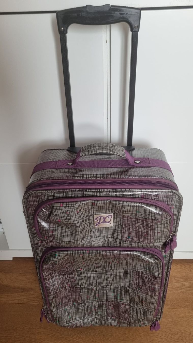 Valigie: Reisekoffer 35x25x57cm – Usato da Wohlen AG venduto da stephanieAG 1