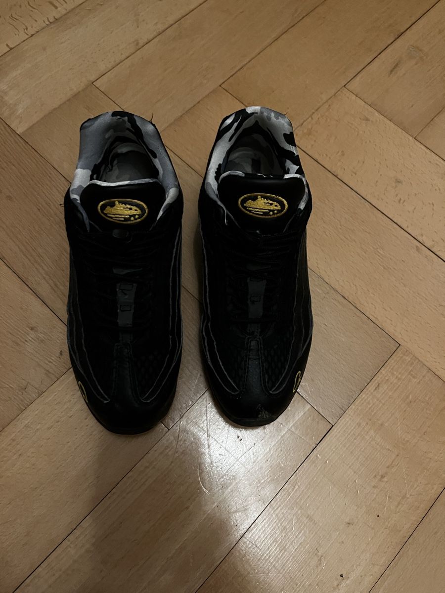 Herrenschuhe: Corteiz Nike AirMax 95 – Gebraucht aus Fribourg von pen_995b 1