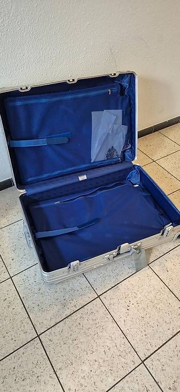 Rimowa Valigie: Rimova Koffer Checkin L – Usato da Wallisellen venduto da robvar 1