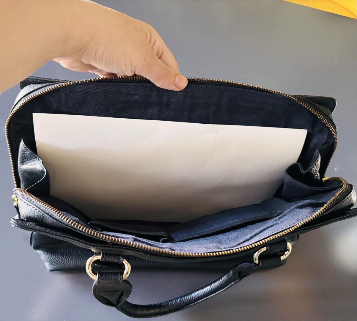 Marc O'Polo Borse da donna: Marc O'Polo black leather handbag – Usato da Zürich venduto da O.Bond 3
