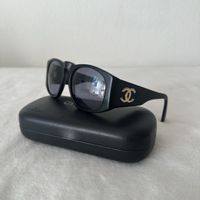 Lunettes de soleil Chanel vintage 