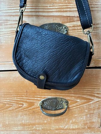 Süsse Ledertasche schwarz neuwertig
