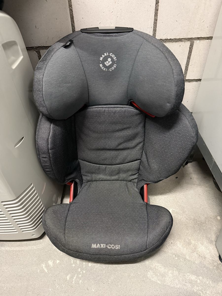 Maxi-Cosi Seggiolini per auto: car seat – Usato da Hünenberg venduto da Fjackie